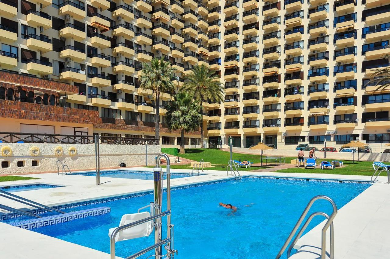 Apartment Aloha Playa Malaga 贝纳尔马德纳 外观 照片